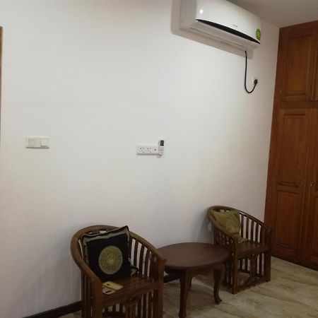 Indika'S Apartment ヒッカドゥワ エクステリア 写真